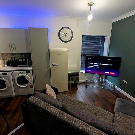 Bright & Modern Apartment In Hackney Wick E3 Londra Dış mekan fotoğraf